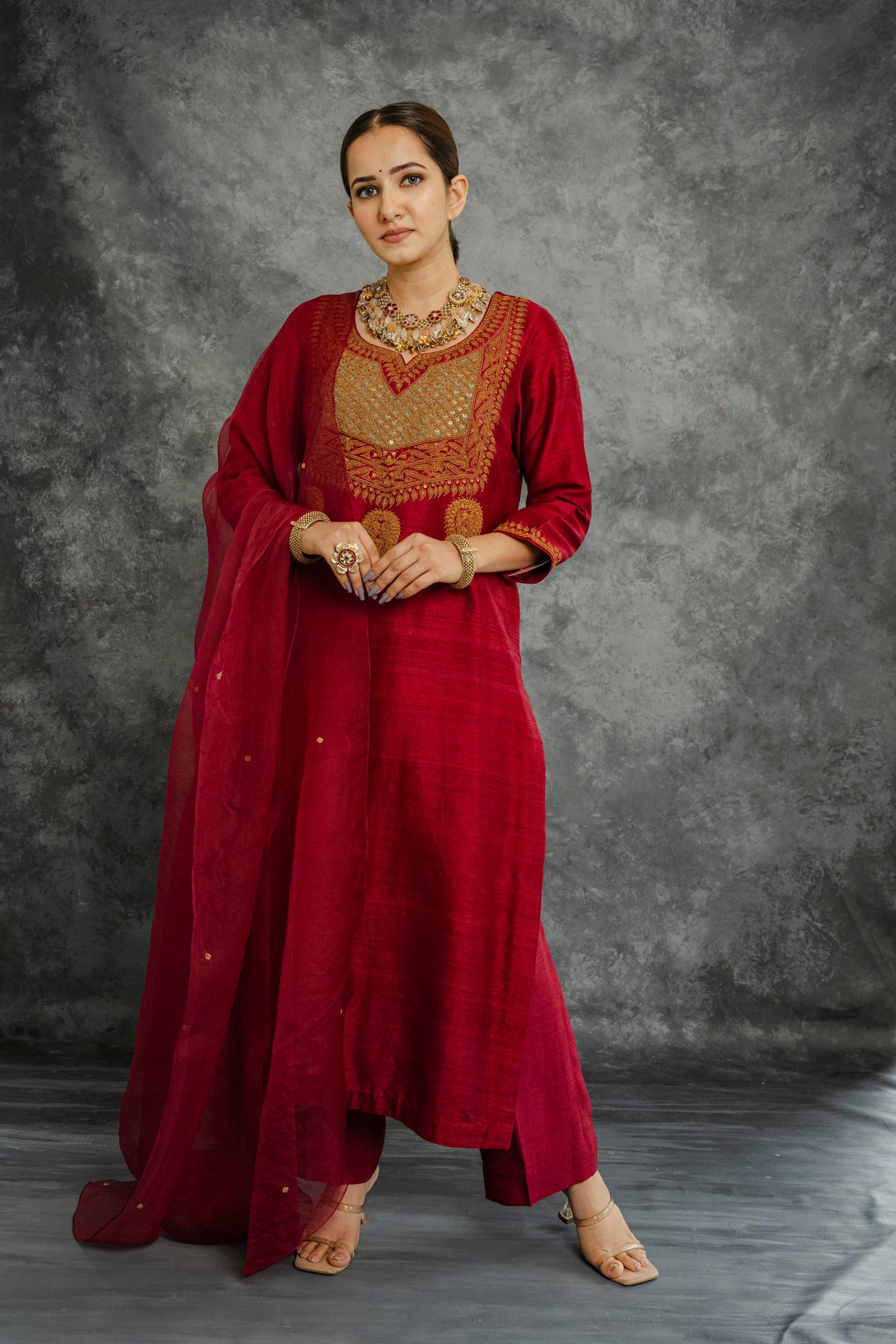 RED KURTA SET