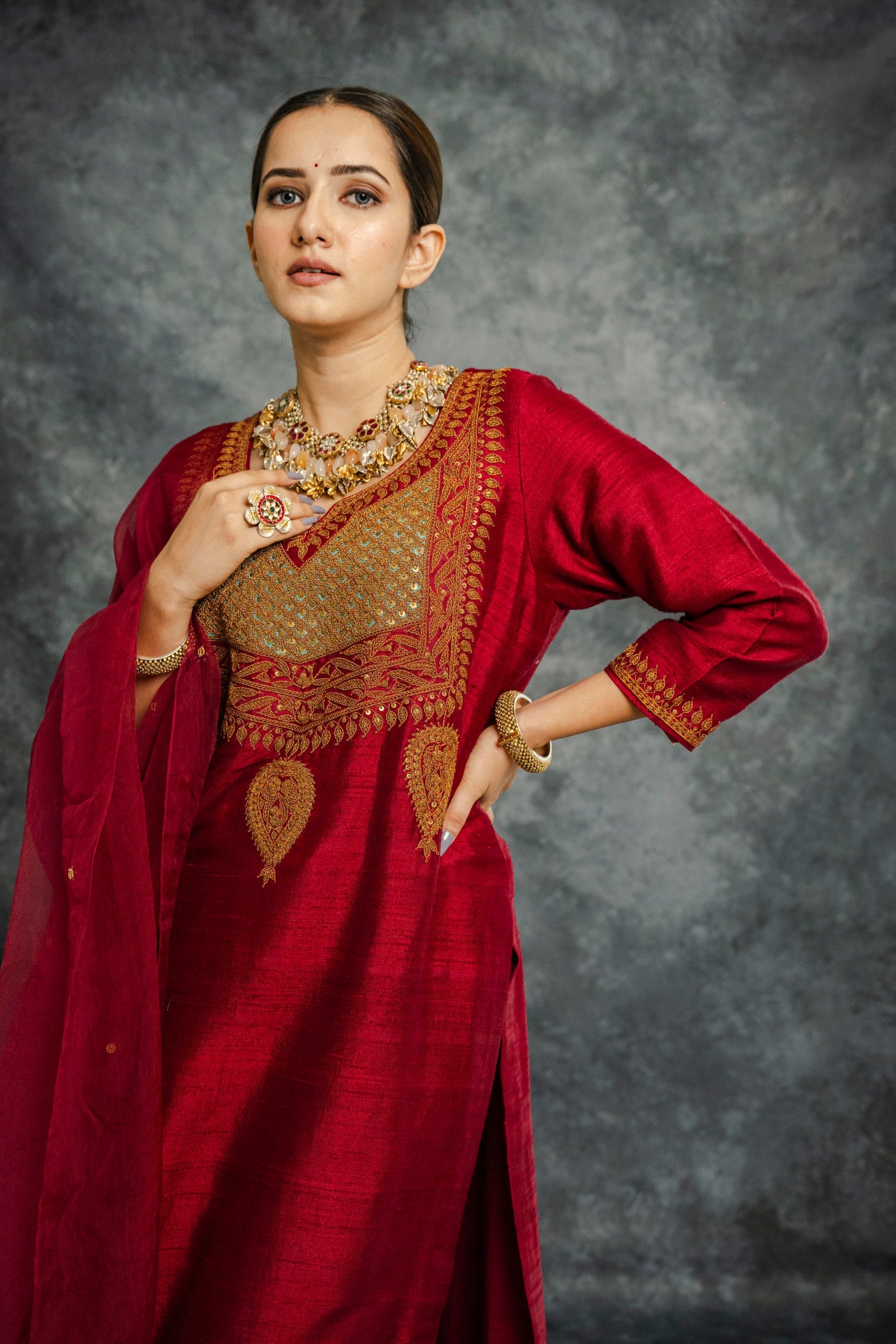 RED KURTA SET