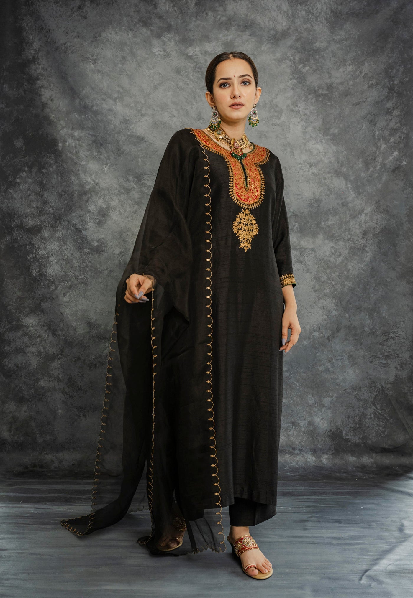 BLACK KURTA SET