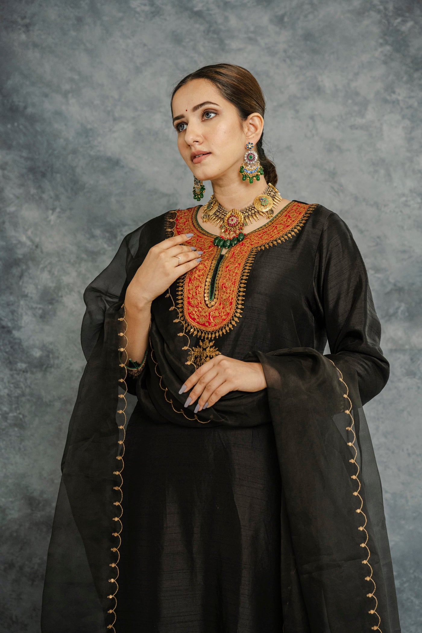 BLACK KURTA SET