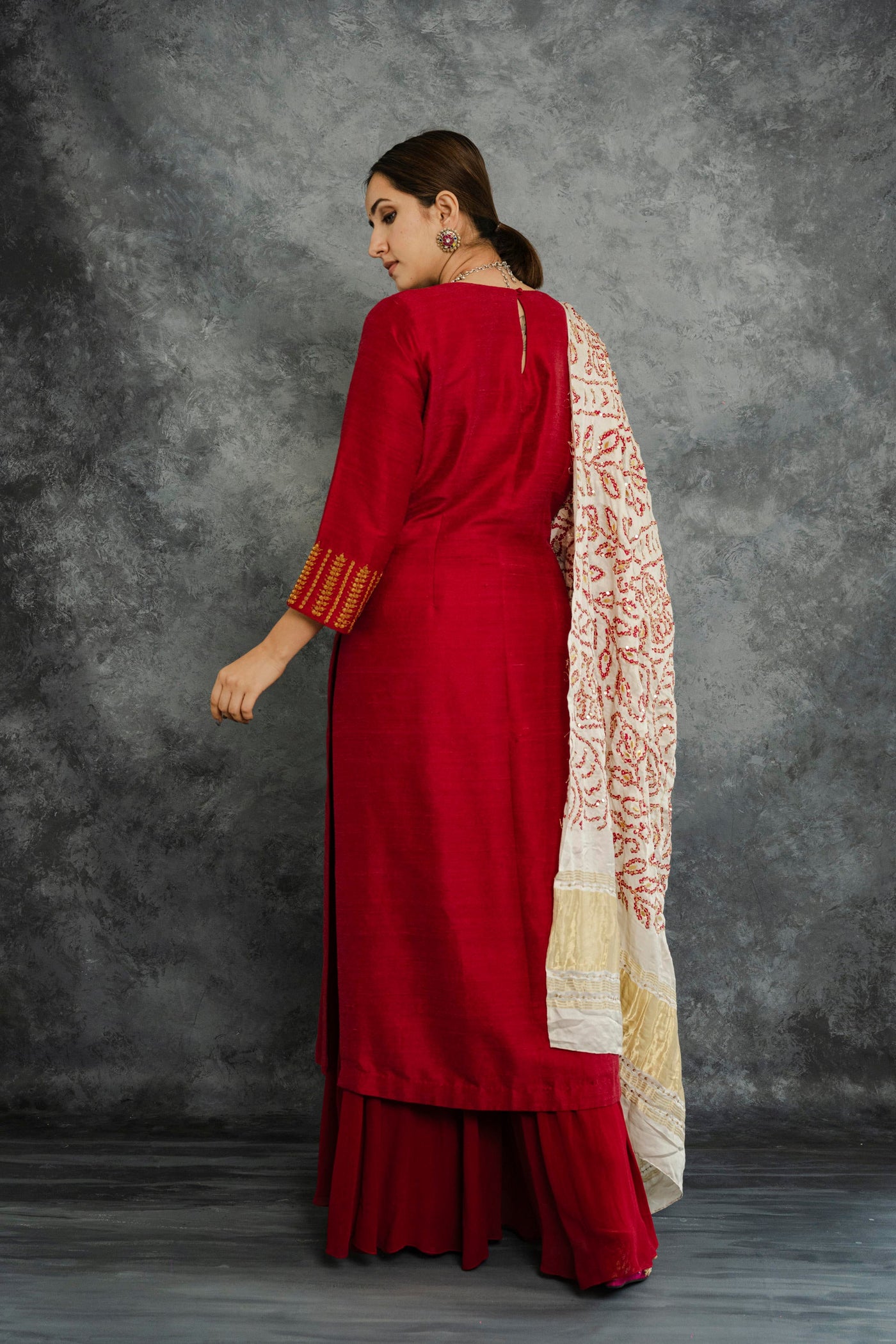 RED KURTA SET