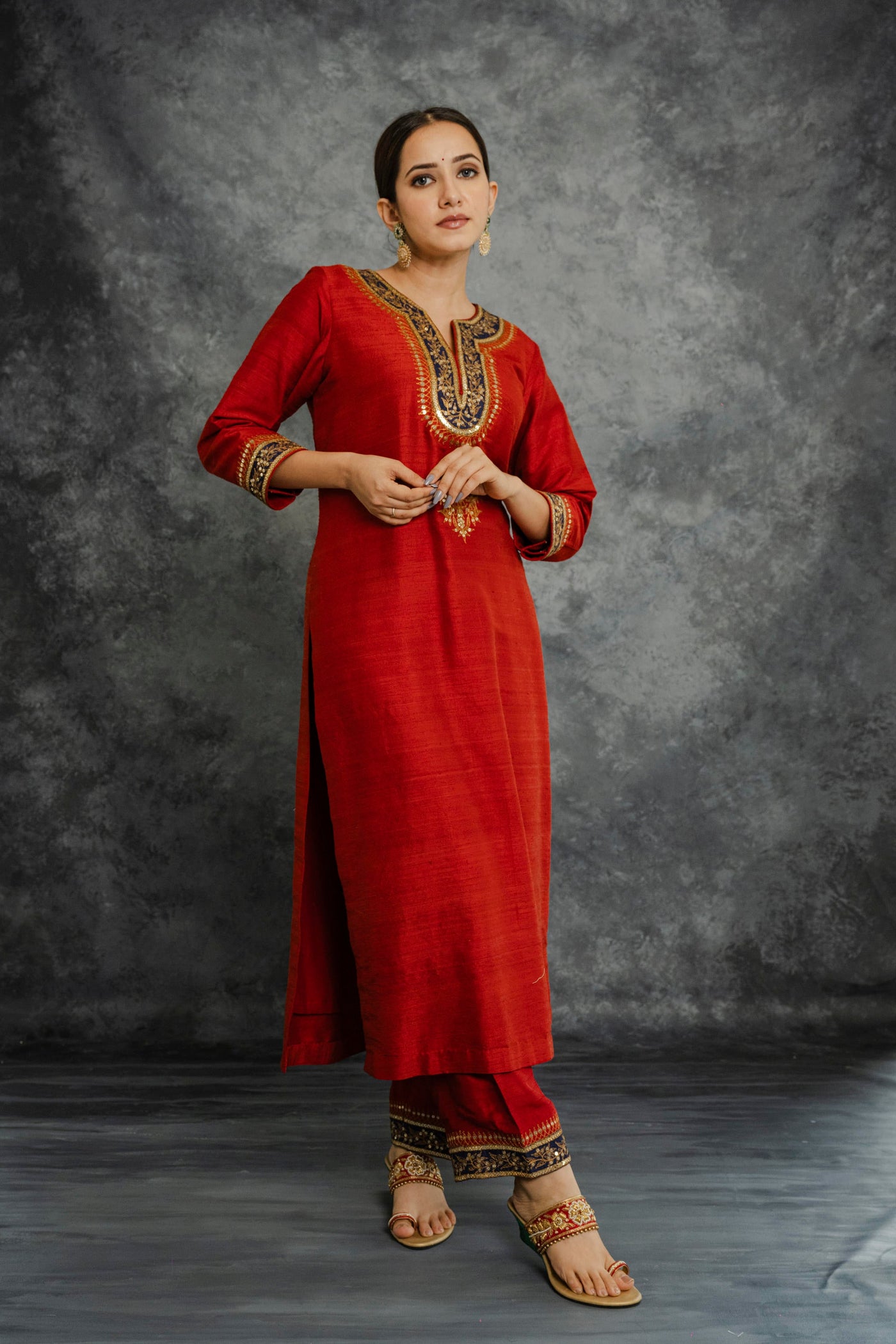 RED KURTA SET