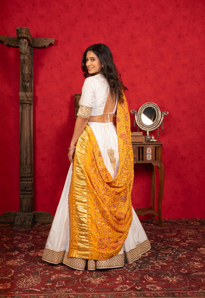WHITE LEHENGA SET