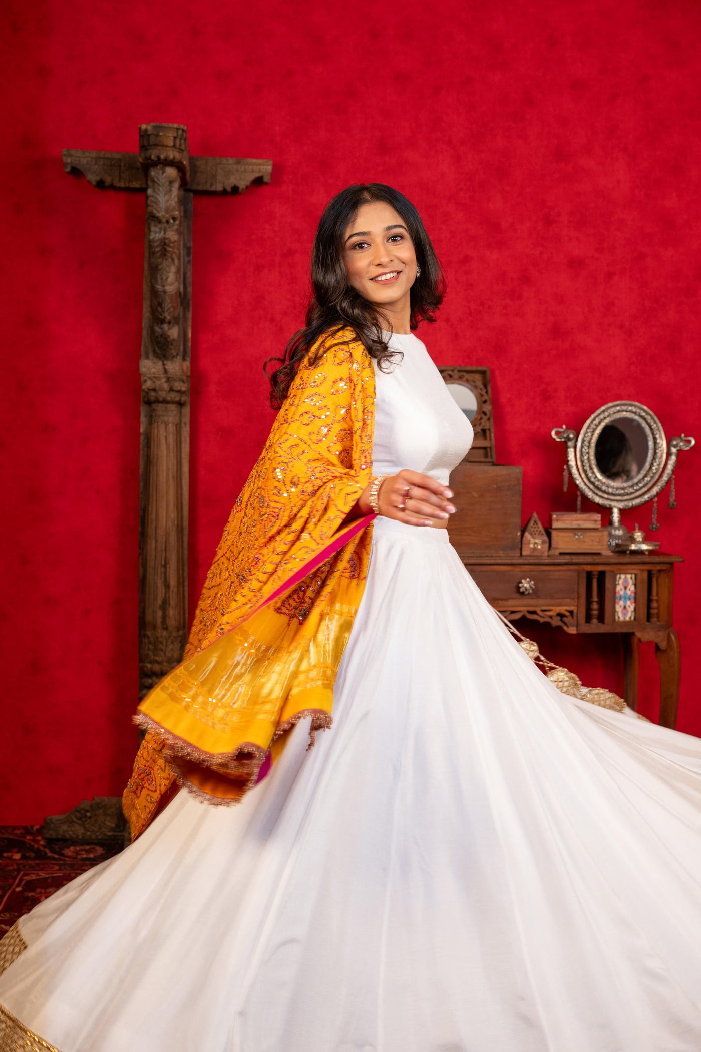 WHITE LEHENGA SET