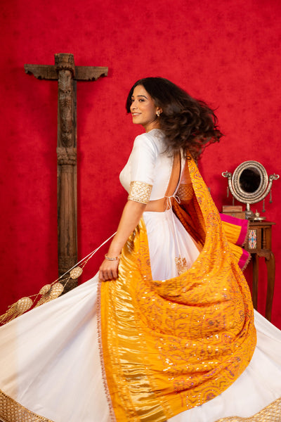 WHITE LEHENGA SET