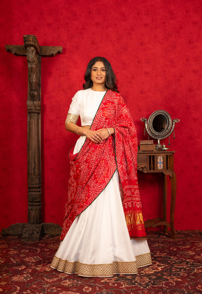WHITE LEHENGA SET