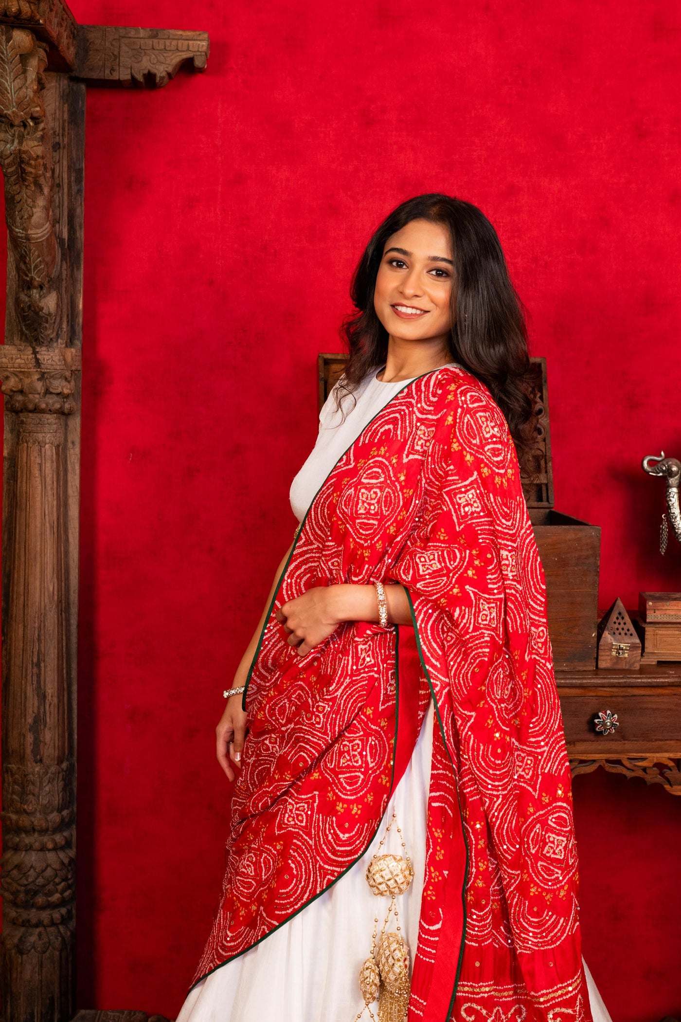 WHITE LEHENGA SET