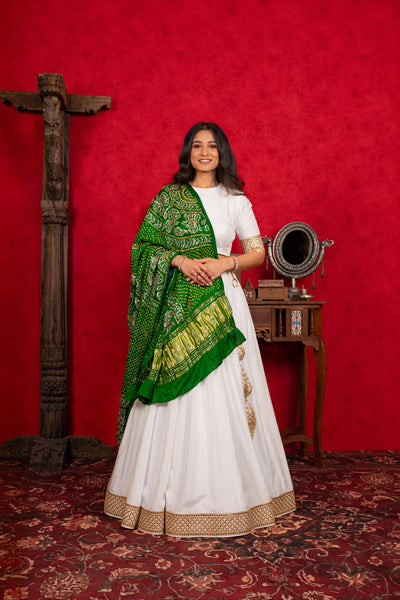 WHITE LEHENGA SET