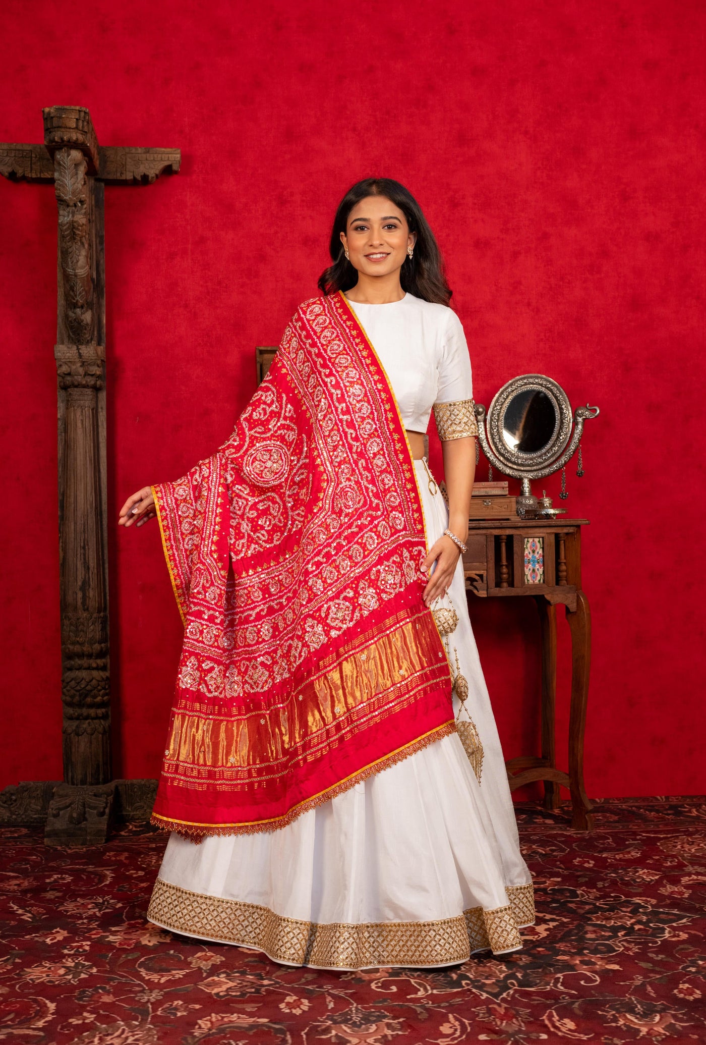 WHITE LEHENGA SET