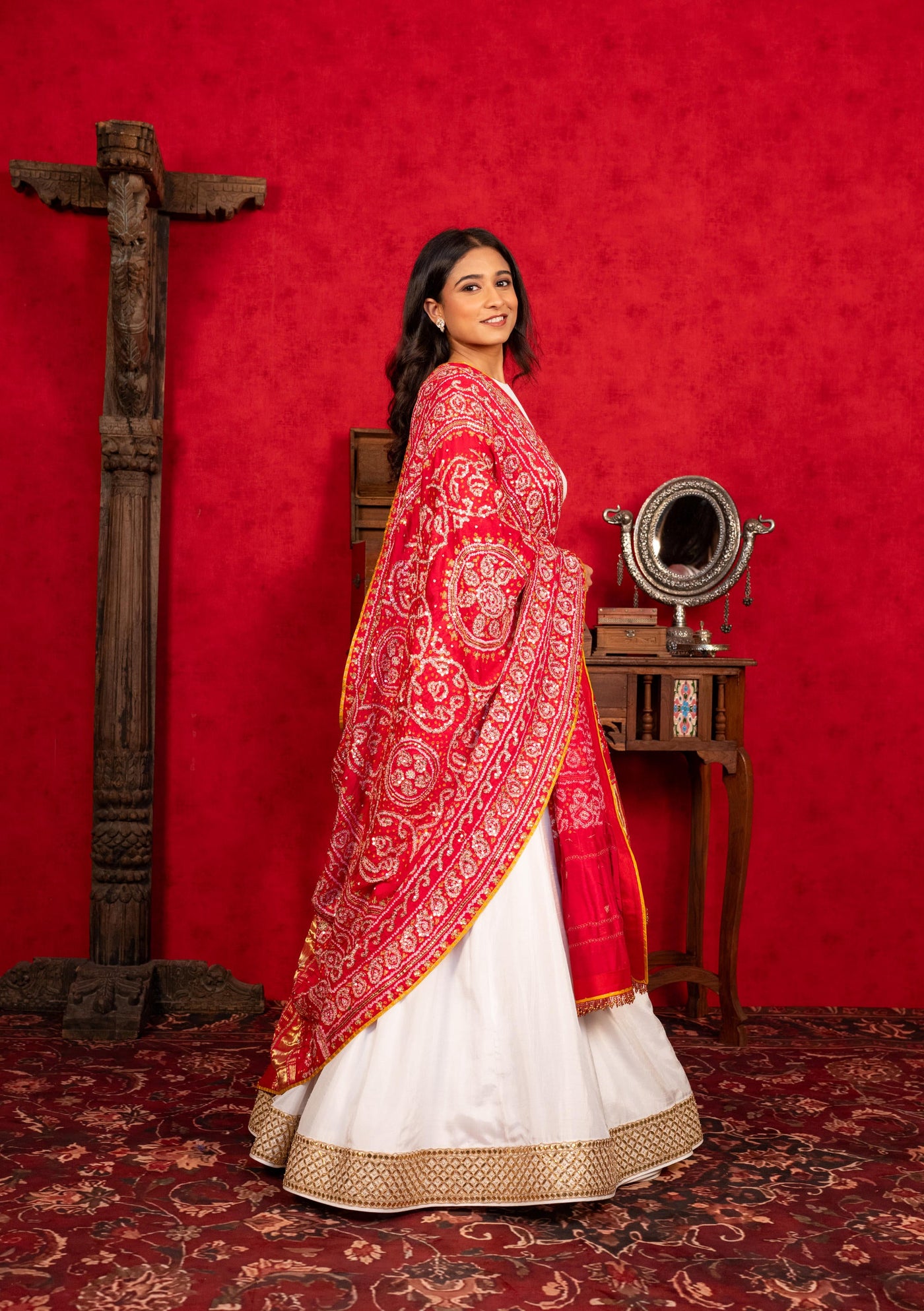 WHITE LEHENGA SET