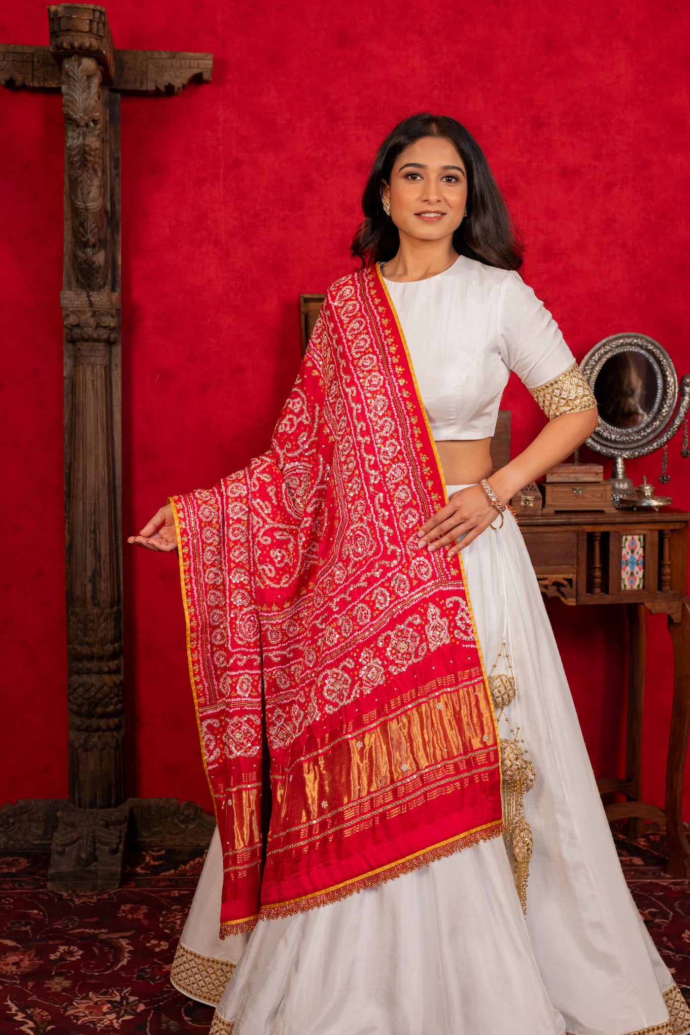 WHITE LEHENGA SET