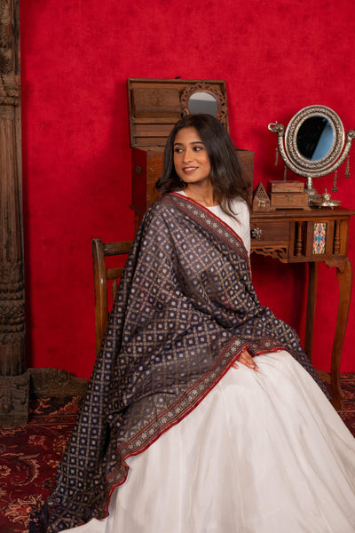 WHITE LEHENGA SET