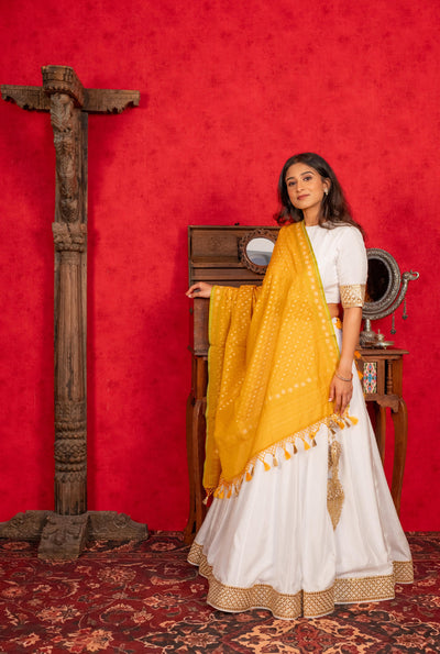 WHITE LEHENGA SET