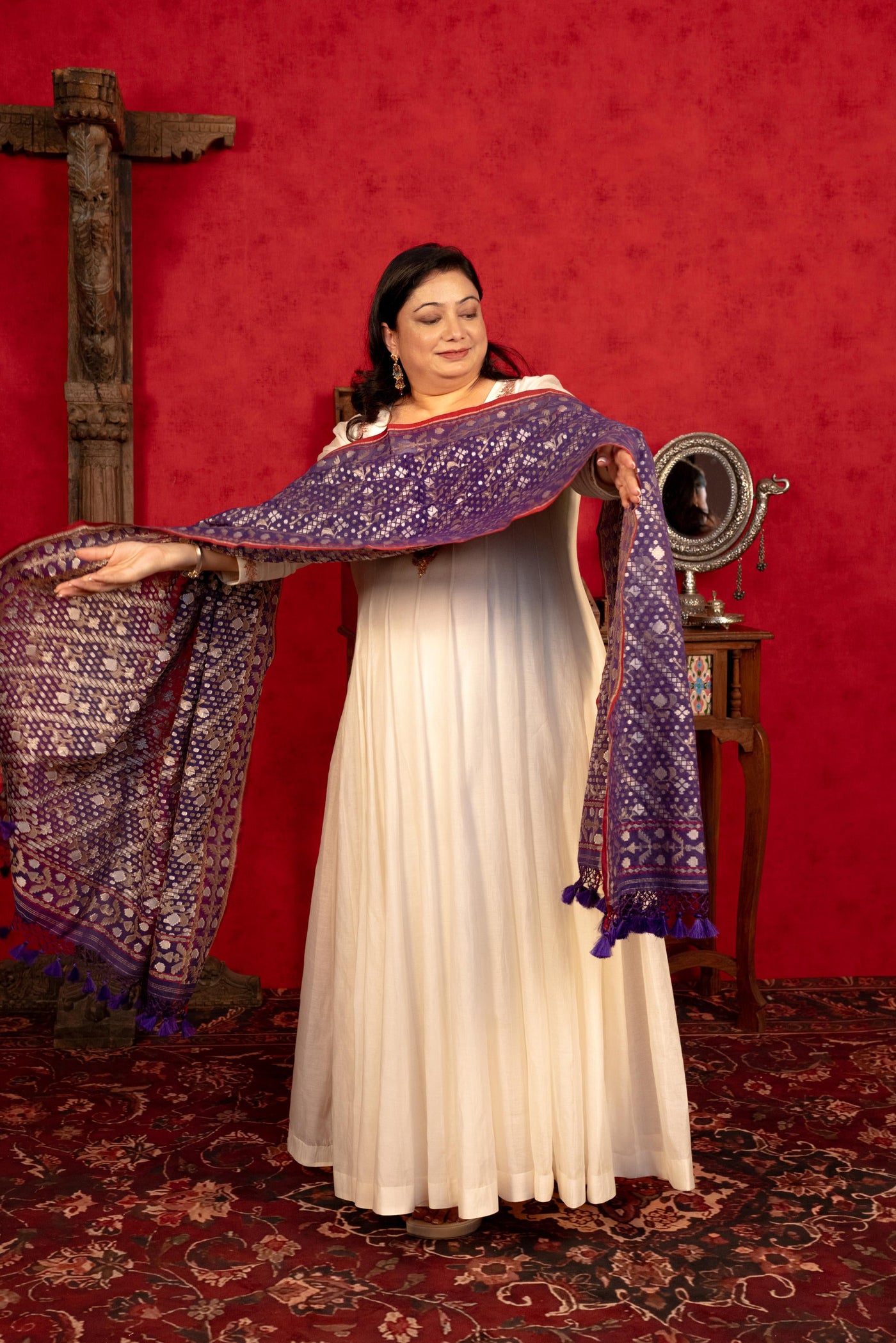 WHITE ANARKALI