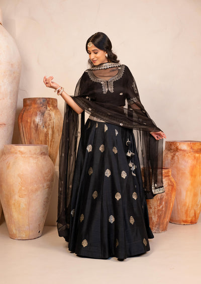 BLACK BANARASI LEHENGA