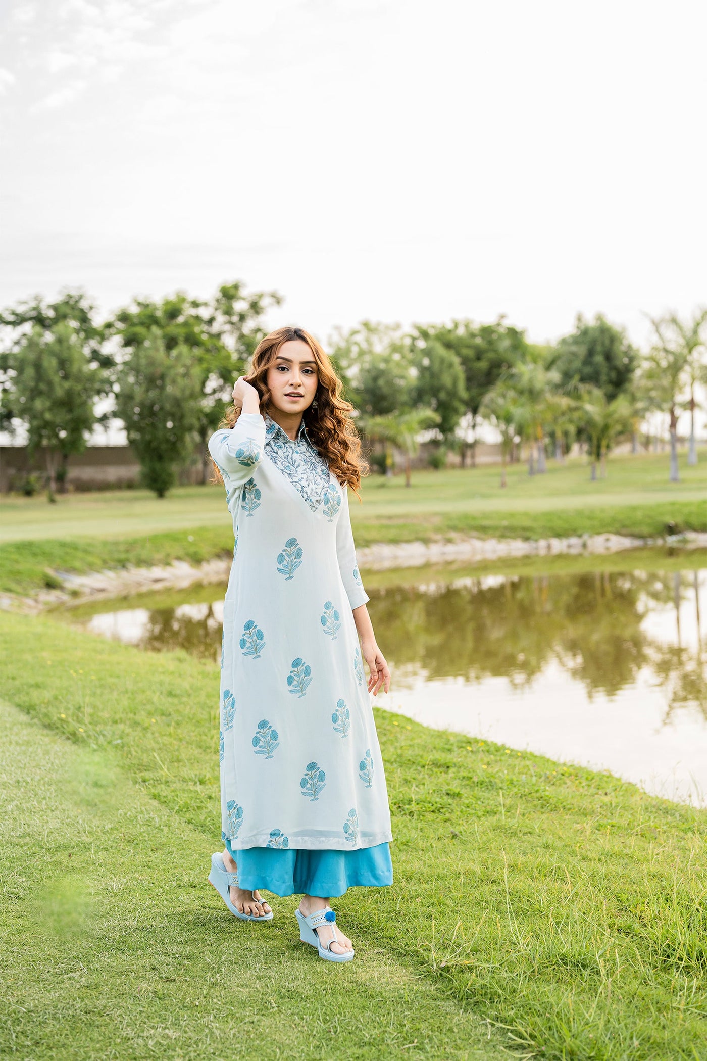 Idyllic aisle blue kurta set