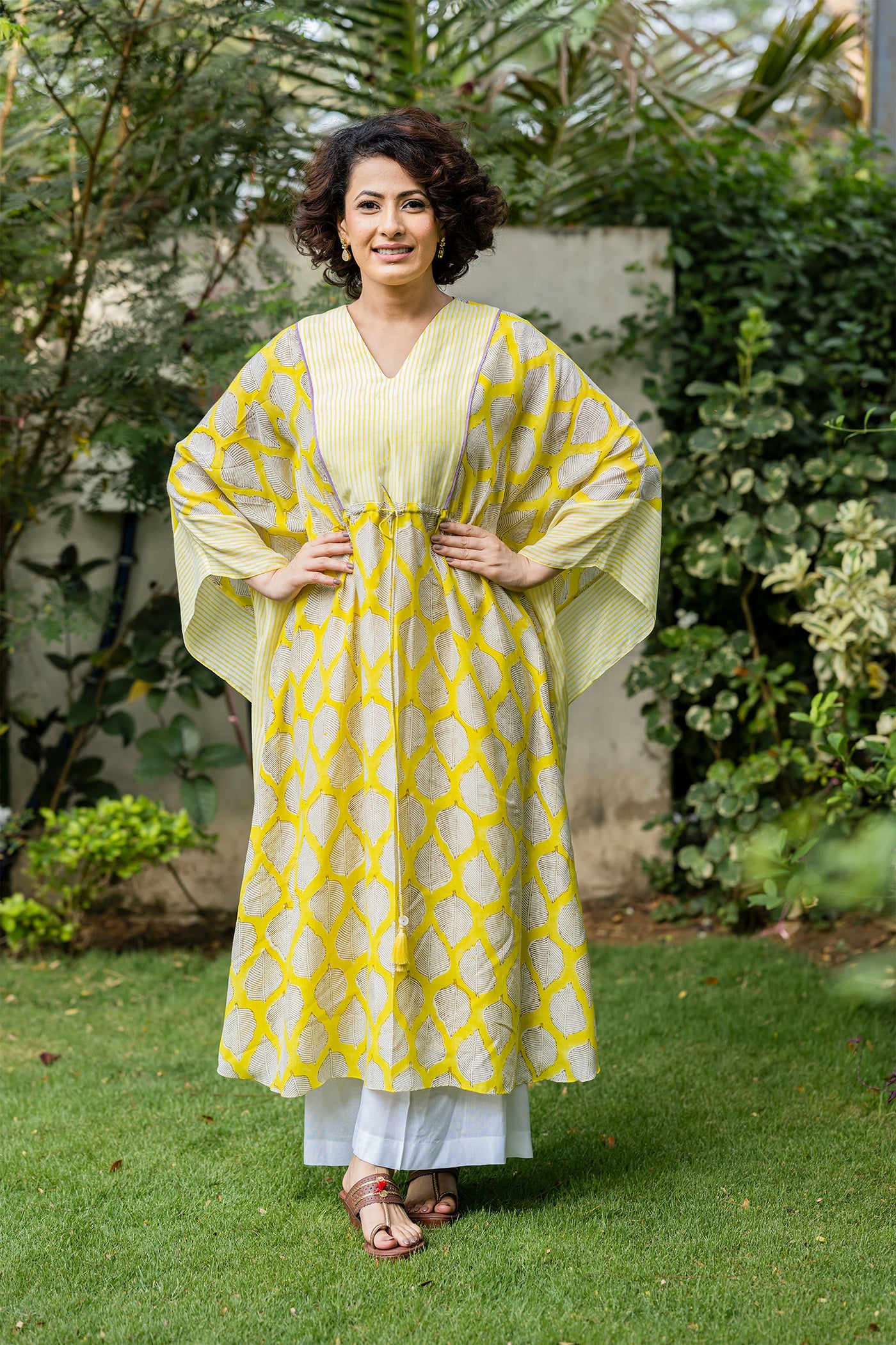 Yellow leaf kaftan