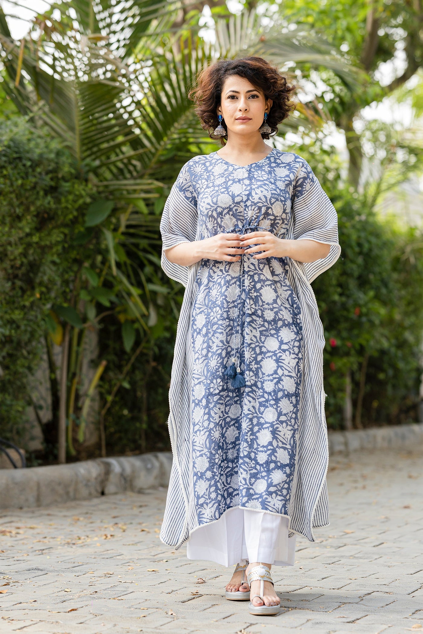 Spruce blue kaftan set