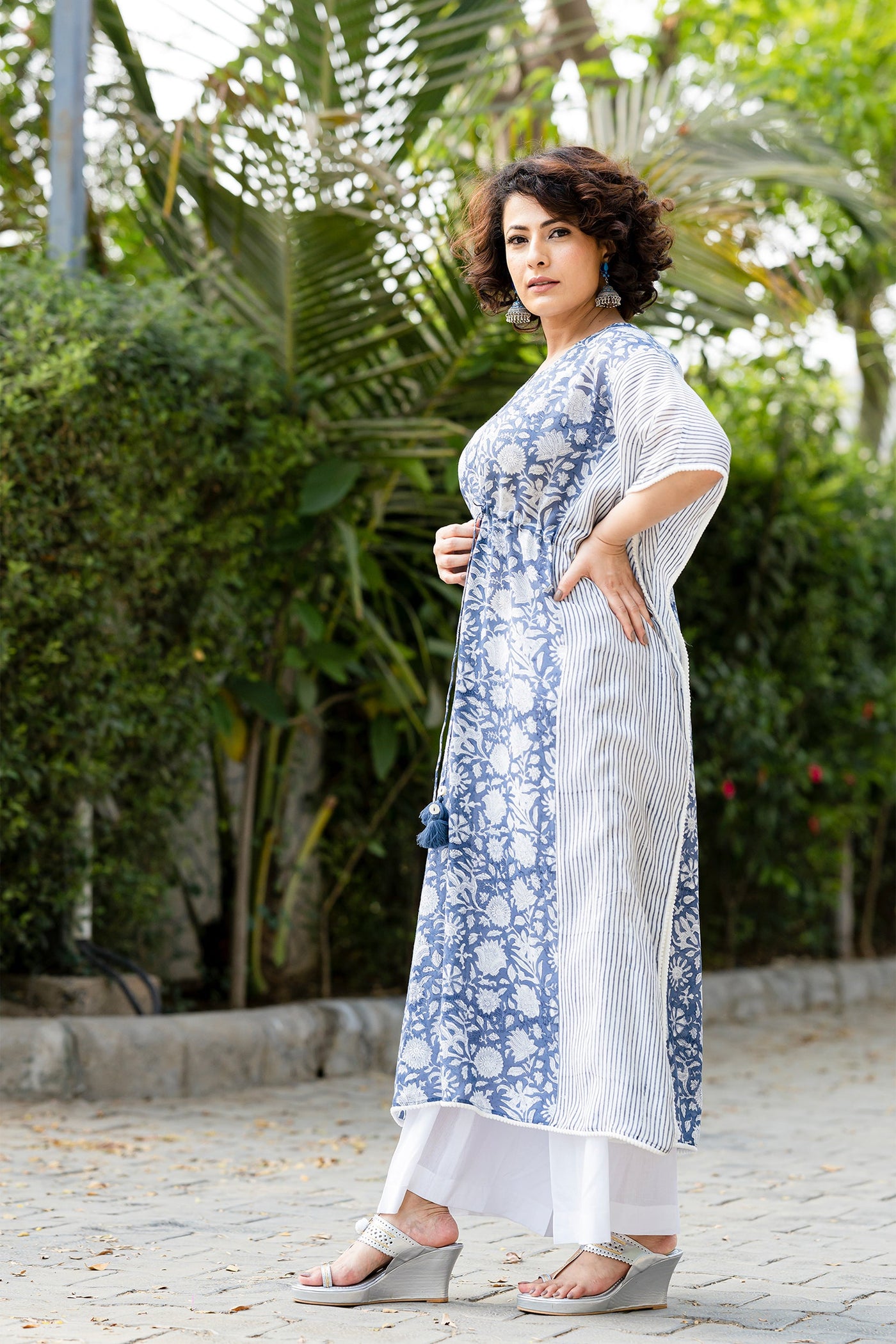 Spruce blue kaftan set