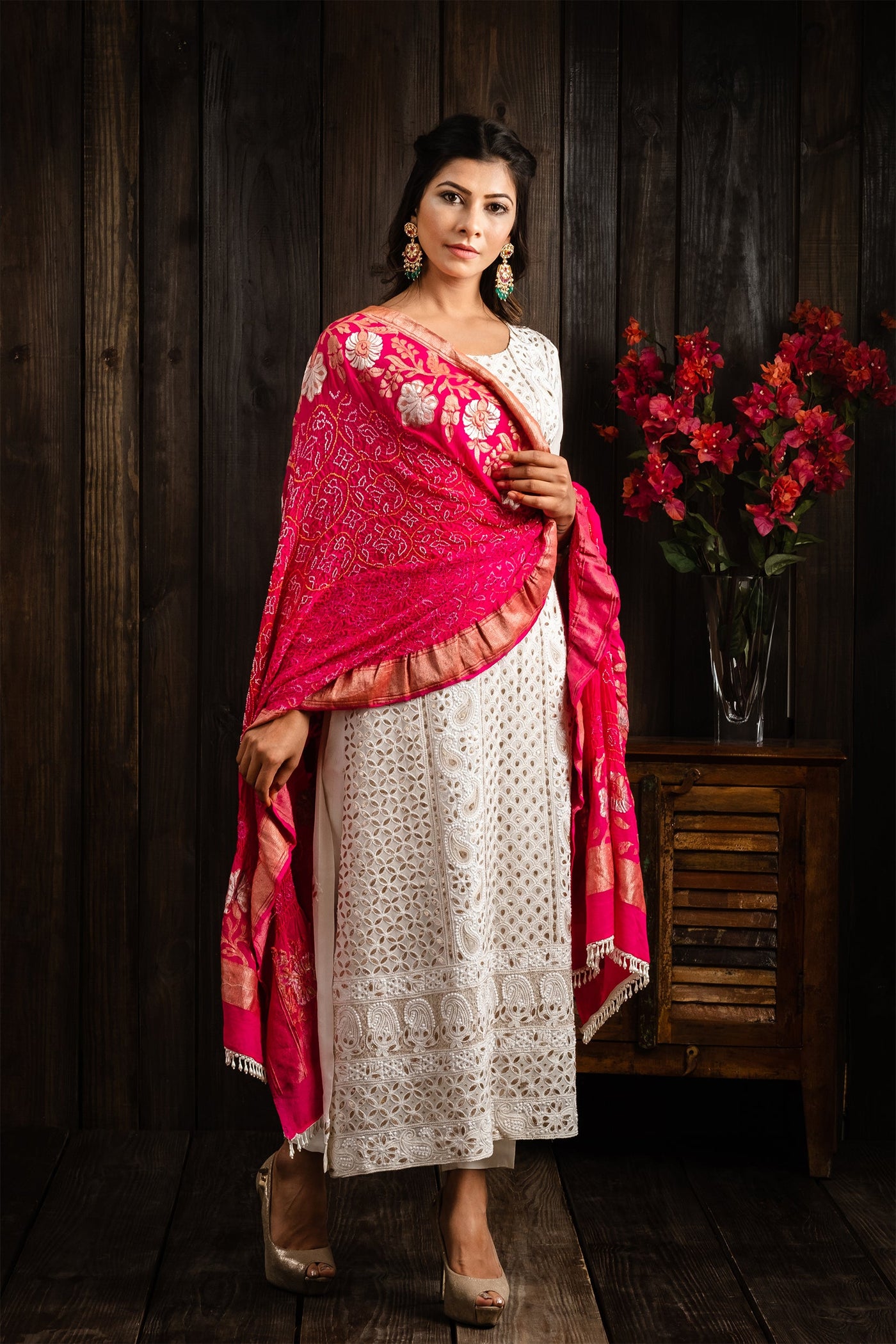 Pink bandhani dupatta1